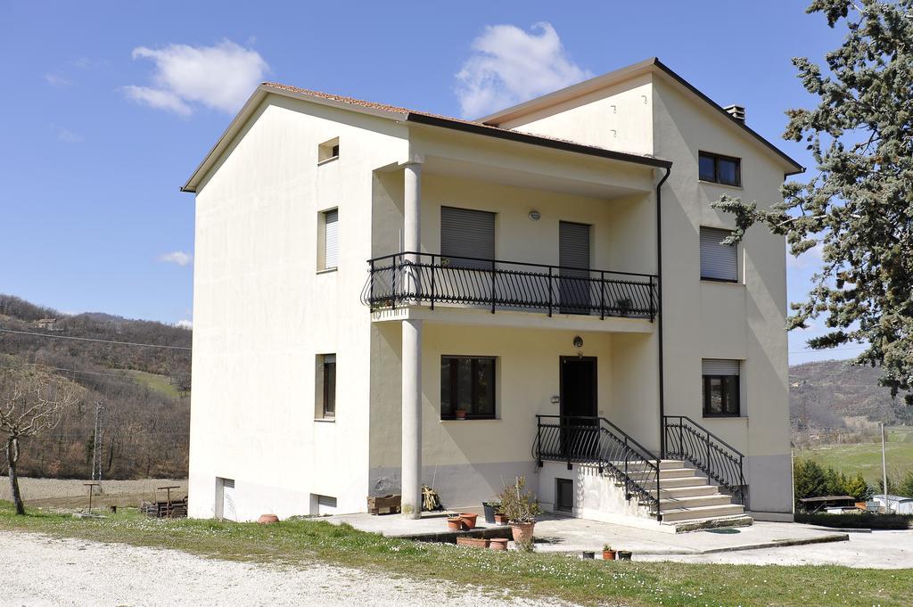 Aleanna Appartamenti Nocera Umbra Habitación foto