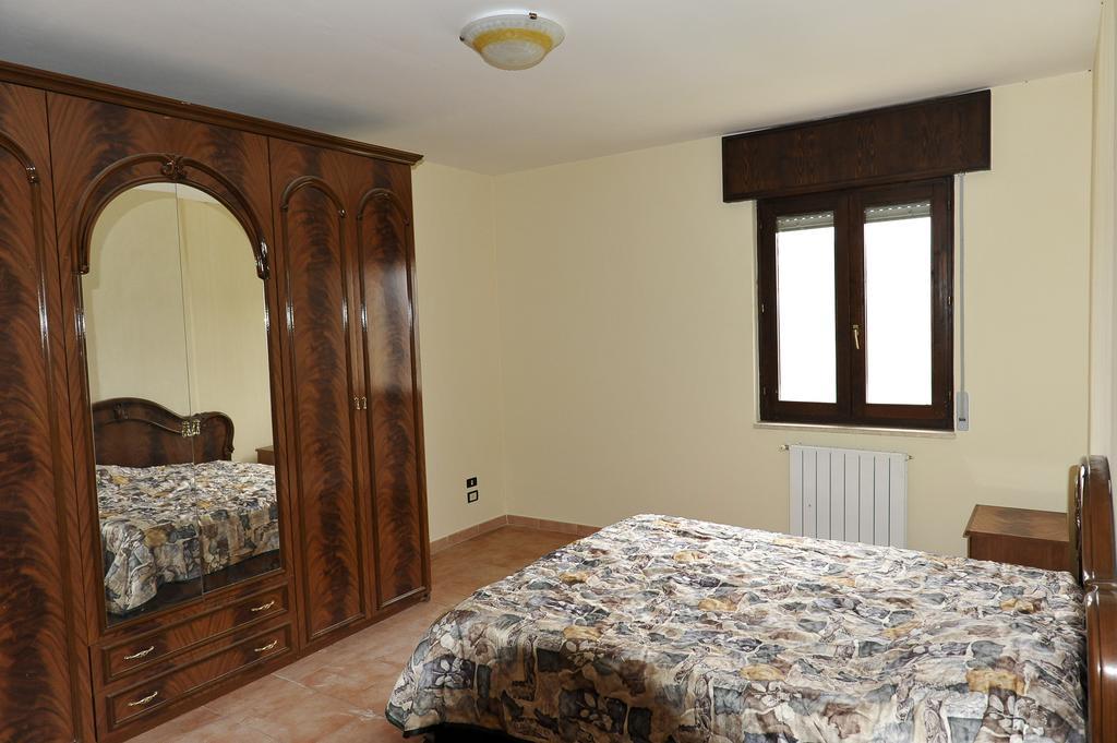 Aleanna Appartamenti Nocera Umbra Habitación foto